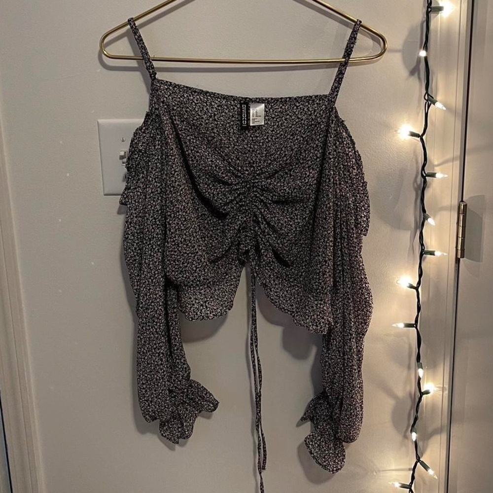 H&M Ditsy Floral Cold Shoulder Top